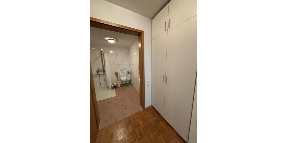 Seniorenwohnung mit Terrasse, Stellplatz, Aufzug und Küche 2 zimmer