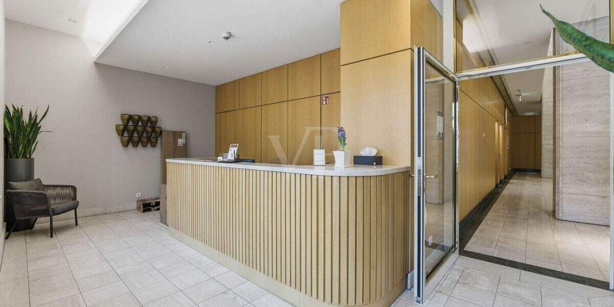 Etagenwohnung Köln Altstadt-Nord - 2 Zimmer, 95 m&sup2;, 2.185&euro; | Angebot:25630479