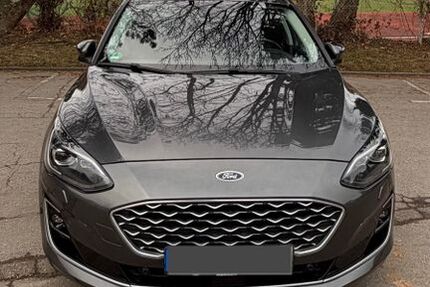 Ford Focus 66.000 km 17.900 &euro; Frechen 50226