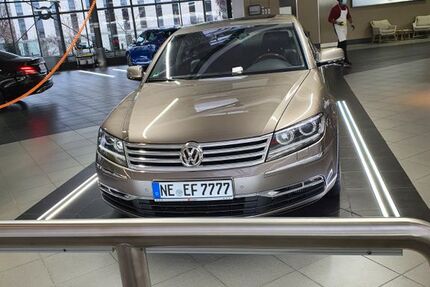 VW Phaeton 135.600 km 22.500 &euro; Neuss 41472