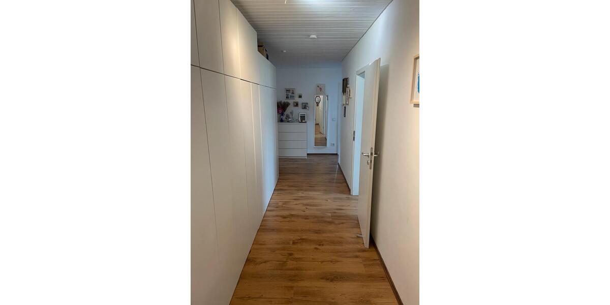 Dachgeschoßwohnung Leverkusen - 3 Zimmer, 83 m&sup2;, 230.000&euro; | Angebot:25257358