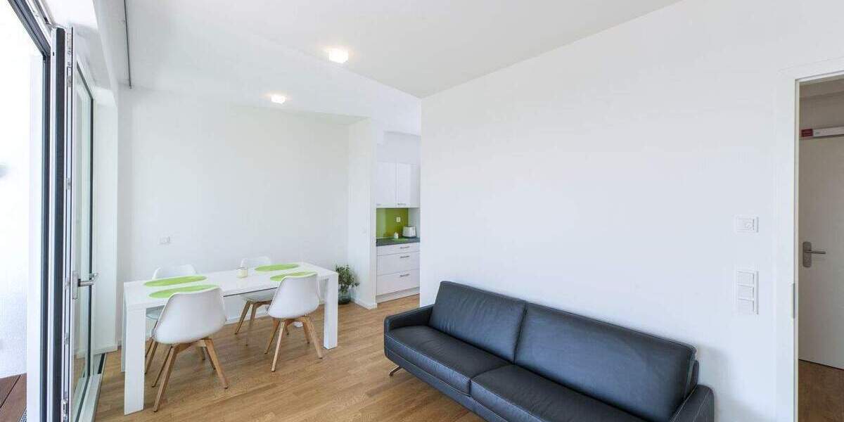 Etagenwohnung Düsseldorf Pempelfort - 2 Zimmer, 57 m&sup2;, 1.590&euro; | Angebot:25683608