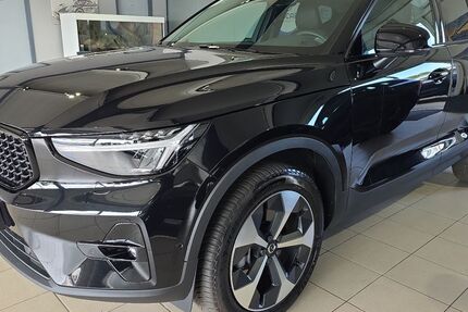 Volvo XC40 15.978 km 33.950 &euro; Bergheim 50126