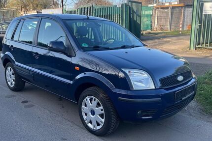 Ford Fusion 84.000 km 3.900 &euro; Köln 50739