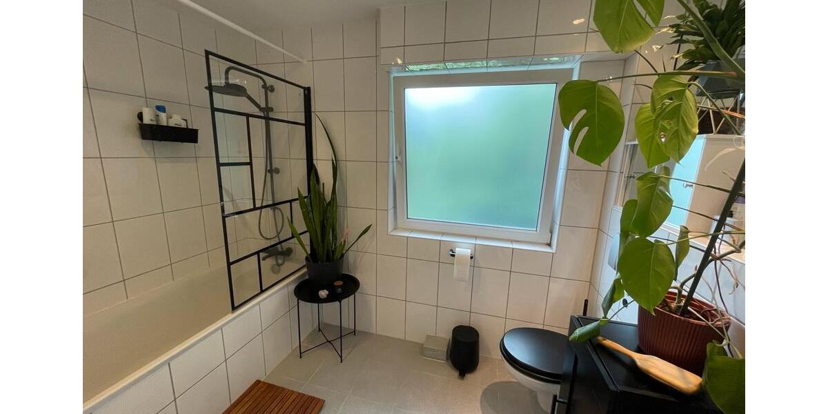 Etagenwohnung Rösrath - 4 Zimmer, 104 m&sup2;, 332.000&euro; | Angebot:27024023