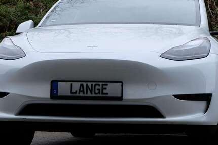 Tesla Model Y 35.039 km 34.980 &euro; Köln 50996