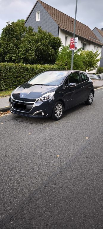 Peugeot 208 28.466 km 7.400 € Hückeswagen 42499