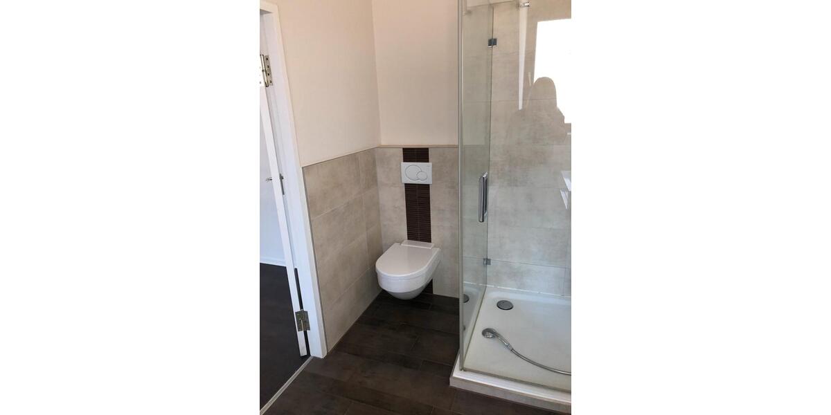 Dachgeschoßwohnung Düsseldorf Stadtbezirk 9 - 3.5 Zimmer, 91 m&sup2;, 435.000&euro; | Angebot:26889931