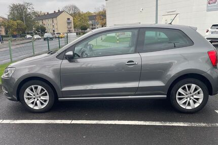 VW Polo 102.657 km 8.350 € Köln 50677