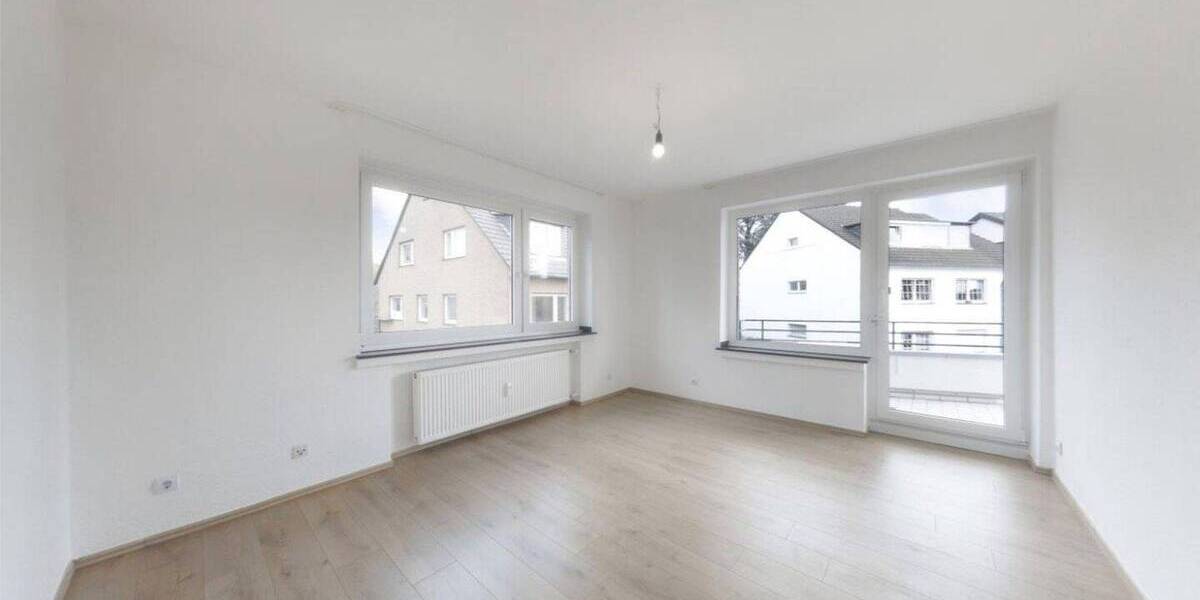 Etagenwohnung Düsseldorf Lierenfeld - 3 Zimmer, 85 m&sup2;, 1.300&euro; | Angebot:26866304