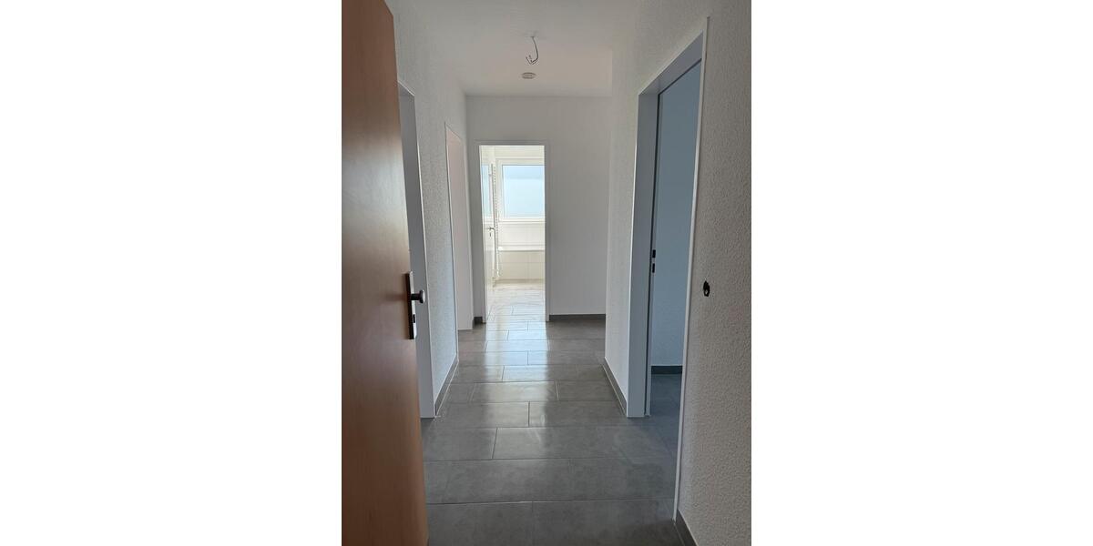 Dachgeschoßwohnung Neuss Holzheim - 3 Zimmer, 74 m&sup2;, 950&euro; | Angebot:26301695