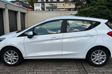 Ford Fiesta 96.500 km 6.300 &euro; Leverkusen 51381