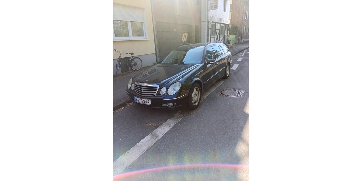 Mercedes-Benz E 280 Combi 4 Matic 271.788 km 3.400 &euro; Köln 50667