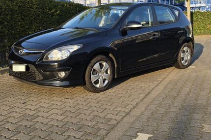 Hyundai i30 107.000 km 5.000 &euro; Neuss 41462