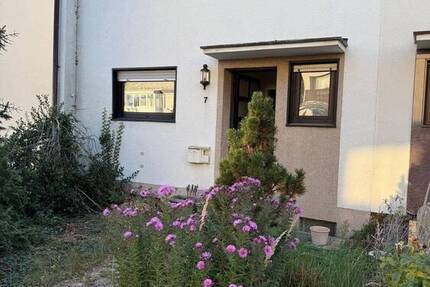 Einfamilienhaus mit Garage in Waldrandlage von Troisdorf-Spich 4 zimmer