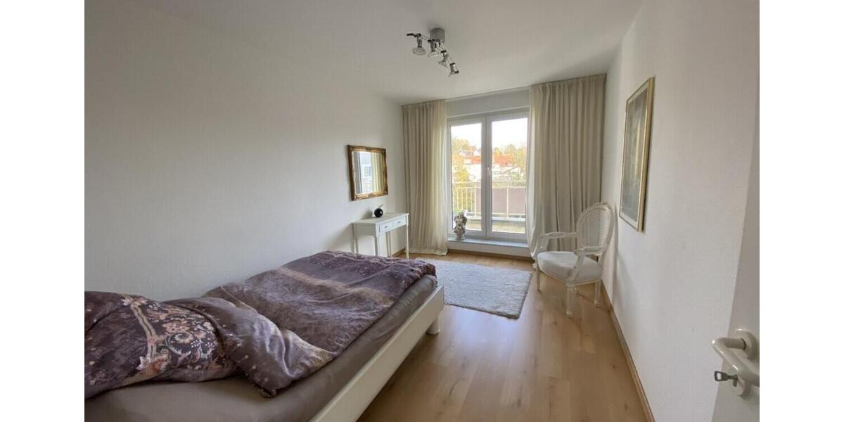 Erdgeschoßwohnung Bergisch Gladbach Paffrath - 3 Zimmer, 107 m&sup2;, 1.880&euro; | Angebot:25219725