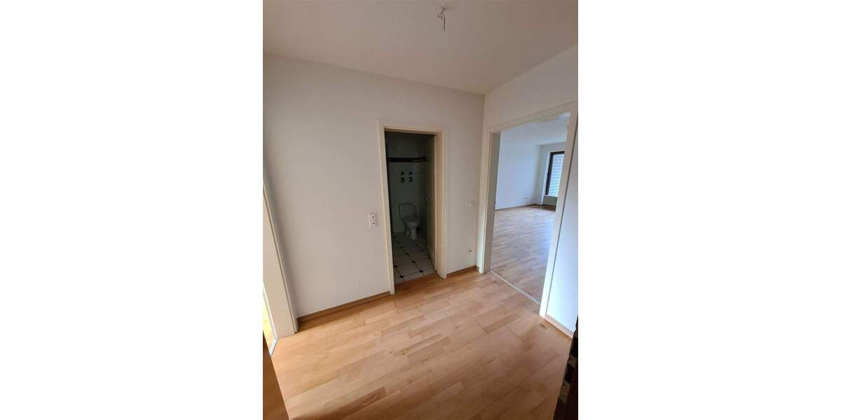 Etagenwohnung Hürth Efferen - 3 Zimmer, 109 m&sup2;, 1.200&euro; | Angebot:24814908