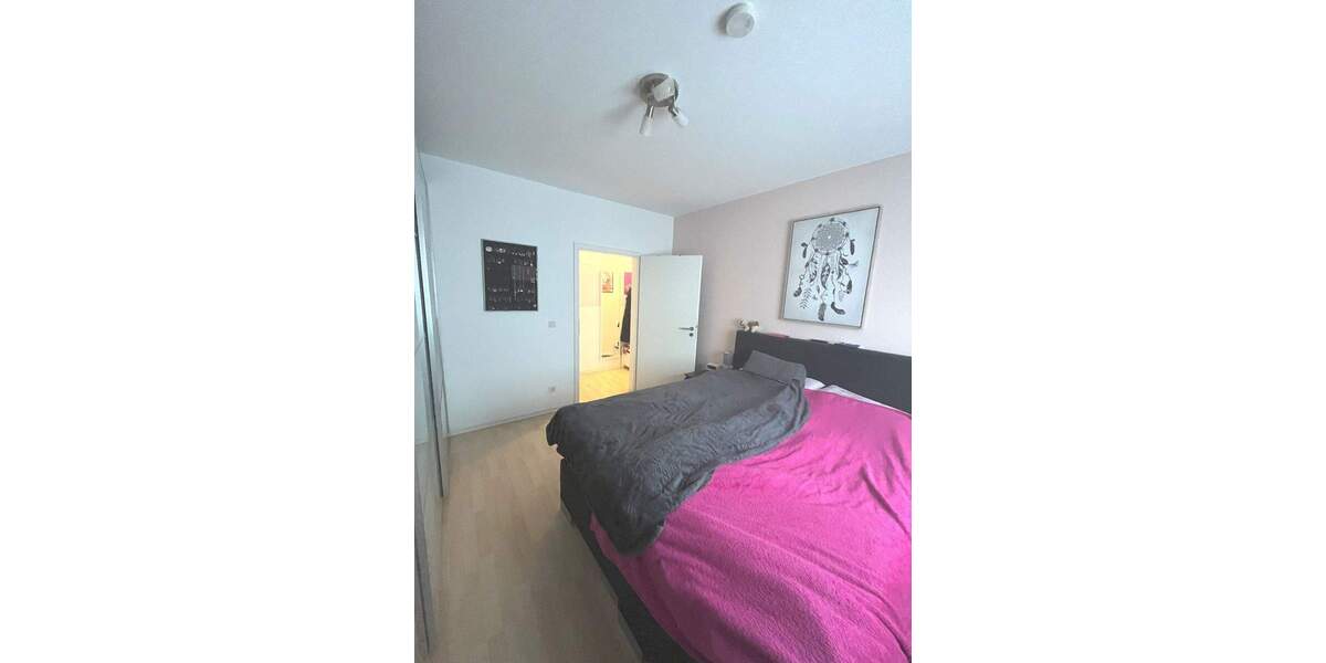 Etagenwohnung Bergisch Gladbach Refrath - 2 Zimmer, 68 m&sup2;, 745&euro; | Angebot:25248946