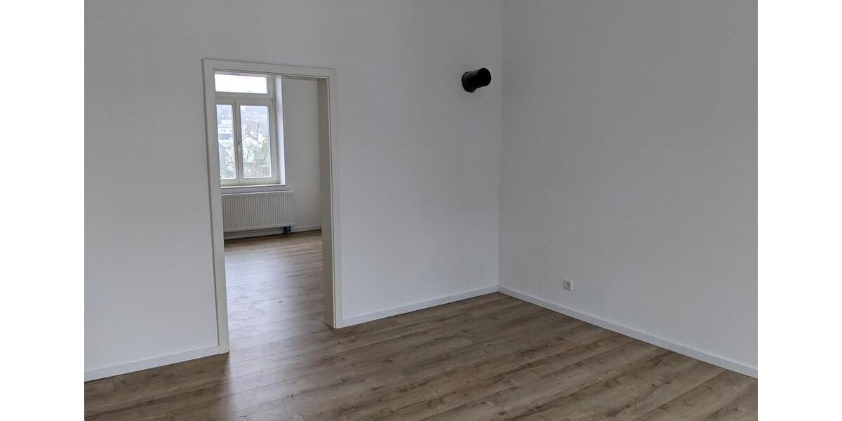 Doppelhaushälfte Solingen - 8 Zimmer, 150 m&sup2;, 1.821&euro; | Angebot:26314332