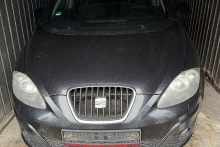 Seat Altea 199.000 km 3.200 &euro; Solingen 42659