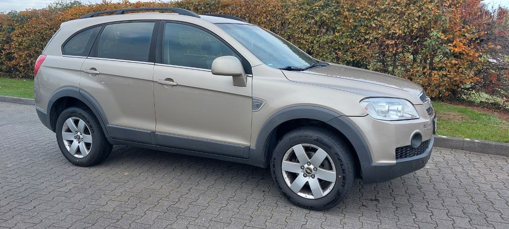 Chevrolet Captiva 203.289 km 4.500 € Leverkusen 51371