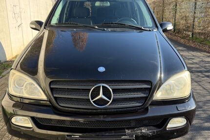 Mercedes-Benz ML 270 312.890 km 2.500 &euro; Bergheim (Rhein-Erftkreis) 50129