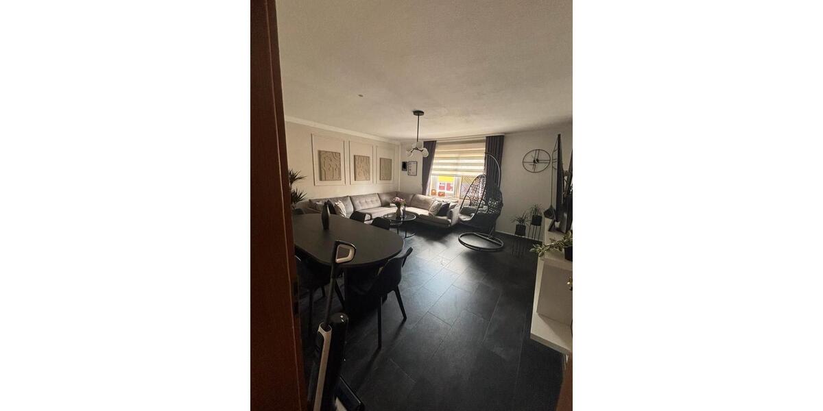 Etagenwohnung Remscheid Reinshagen - 3 Zimmer, 69 m&sup2;, 168.000&euro; | Angebot:27136713
