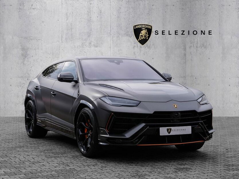 Lamborghini Urus 9.710 km 324.900 € Düsseldorf 40476