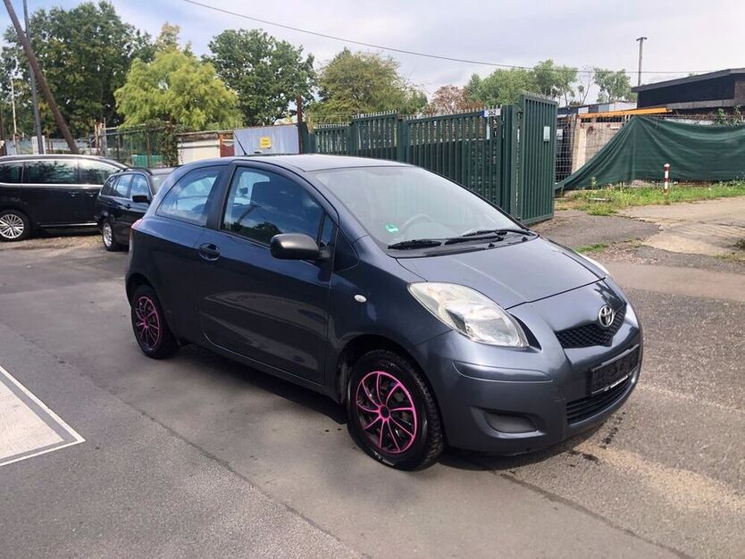Yaris
