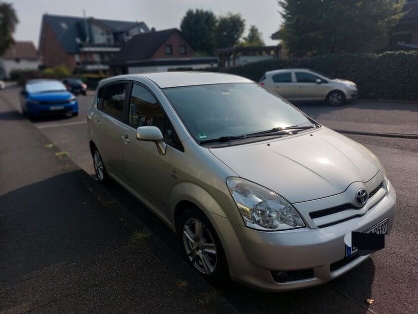 Corolla Verso