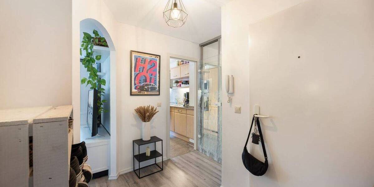 Etagenwohnung Düsseldorf Gerresheim - 2 Zimmer, 71 m&sup2;, 280.000&euro; | Angebot:26840911