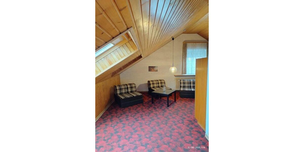 Gute Gelegneheit Großzügig geschnittenes Reihenendhaus mit Balkon, schönem Garten und Garage 6 zimmer