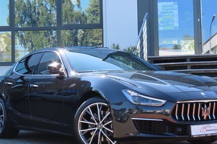 Maserati Ghibli 28.638 km 49.900 € Neuss 41469