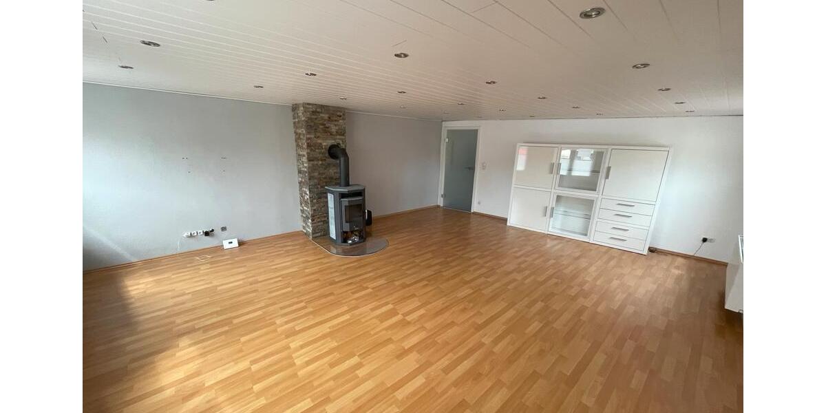 Mehrfamilienhaus, Wohnhaus Grevenbroich Neuenhausen - 3 Zimmer, 186 m&sup2;, 229.999&euro; | Angebot:24860244