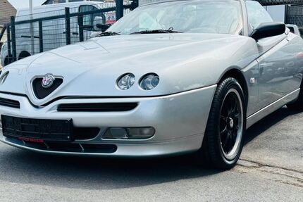 Alfa Romeo Spider 135.450 km 2.990 &euro; Solingen 42697