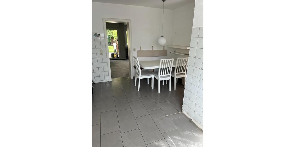 Einfamilienhaus in Köln-Rodenkirchen (Reihenhaus) mit gr. Garten 6 zimmer