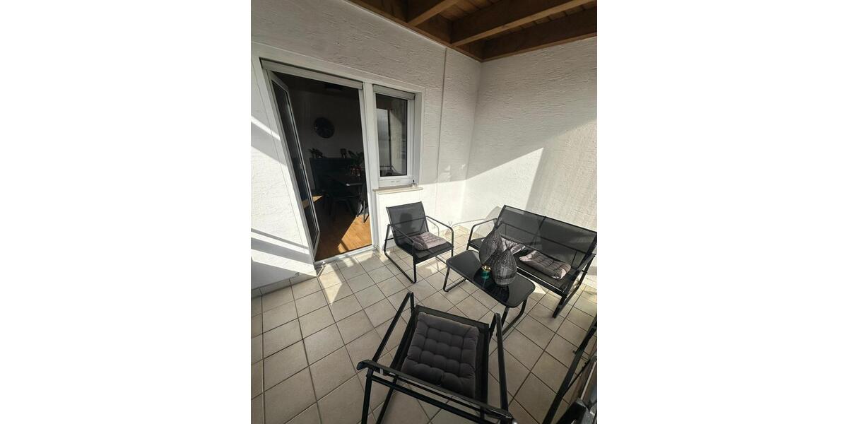 Etagenwohnung Troisdorf Bergheim - 3 Zimmer, 87 m&sup2;, 125&euro; | Angebot:23511560