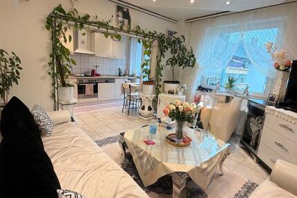 Wohnung Düsseldorf Flingern Süd - 3 Zimmer, 53 m&sup2;, 200.000&euro; | Angebot:25750798