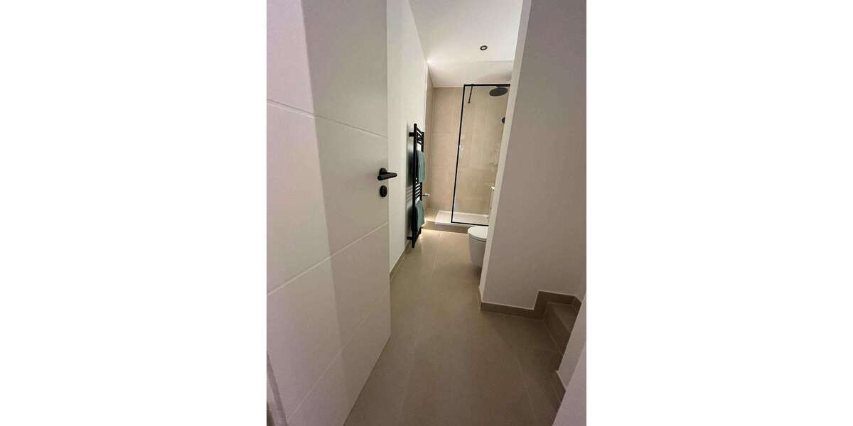 Zimmer Leverkusen Rheindorf - 1 Zimmer, 1.290&euro; | Angebot:23980512