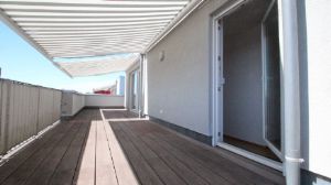 Penthouse Pur Viel Platz, viel Licht, beeindruckende Dachterrasse in Niederkassel-Mondorf - Einfamilienhaus Niederkassel | Angebot:27144538
