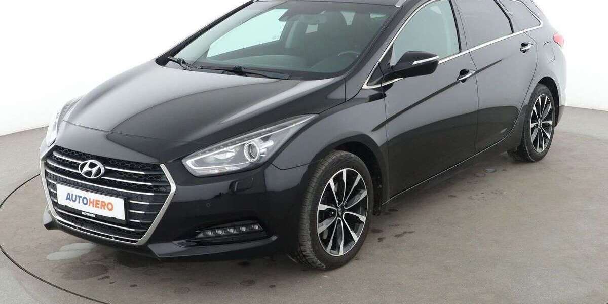 Hyundai i40 98.584 km 15.690 &euro; Köln 50739