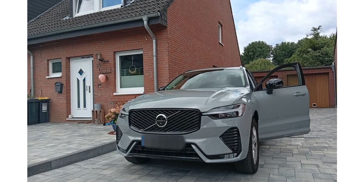 Volvo XC60 20.000 km 33.600 &euro; Bergisch Gladbach 51469