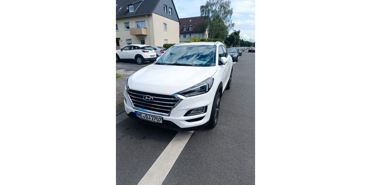 Hyundai TUCSON 59.600 km 16.500 &euro; Dormagen 41539