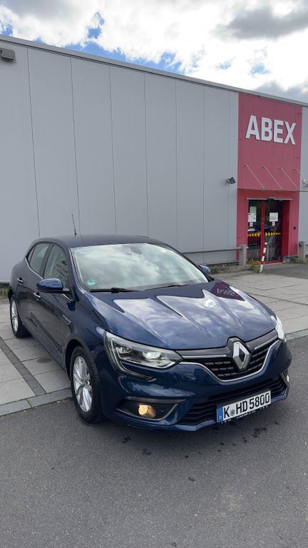 Renault Megane 123.165 km 10.999 € Köln 51145