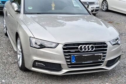 Audi A5 136.000 km 18.000 &euro; Köln 50679