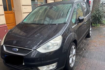 Ford Galaxy 215.000 km 4.900 &euro; Köln 51063