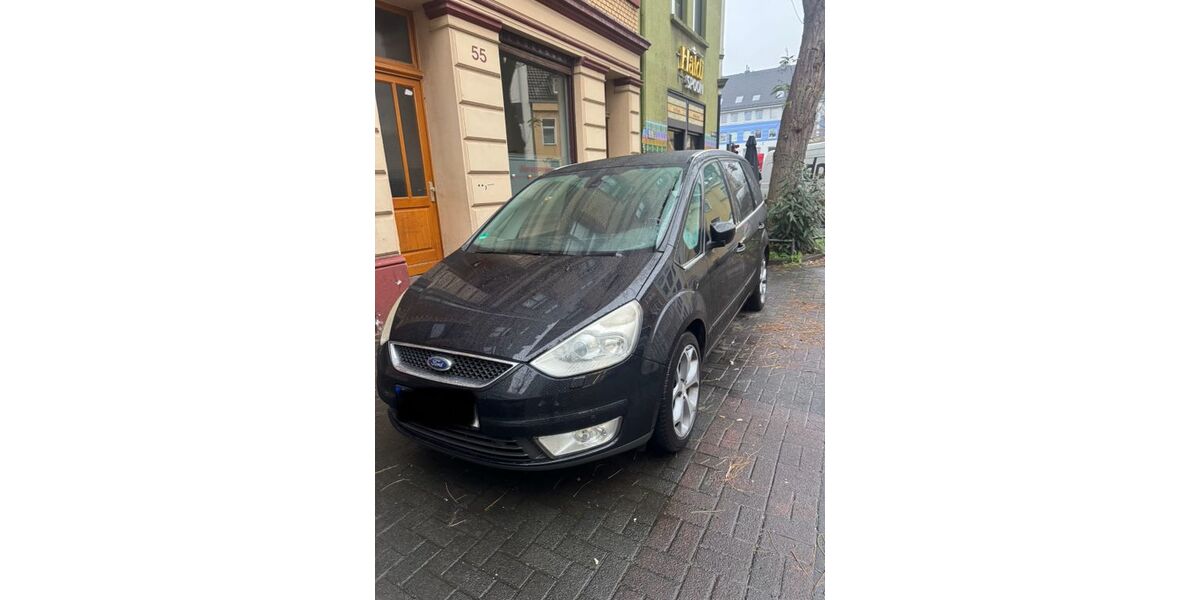Ford Galaxy 215.000 km 4.900 &euro; Köln 51063