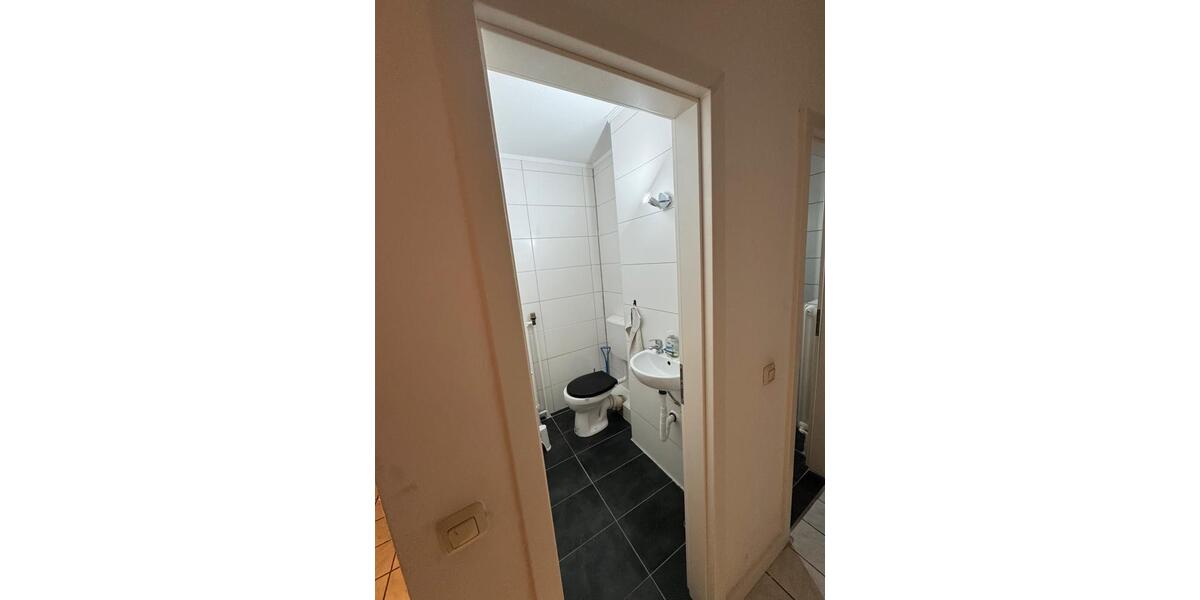 Etagenwohnung Niederkassel - 3 Zimmer, 73 m&sup2;, 129.000&euro; | Angebot:27071962