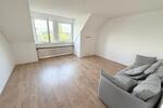 Dachgeschoßwohnung Düsseldorf Stadtbezirk 9 - 2 Zimmer, 51 m&sup2;, 880&euro; | Angebot:26255962