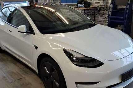Tesla Model 3 67.300 km 27.200 &euro; Köln 51069